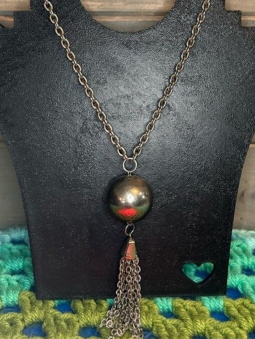 Pretty Vintage Silvery Tone/Gunmetal Grey Long Tassel Necklace 30" (Adjustable)